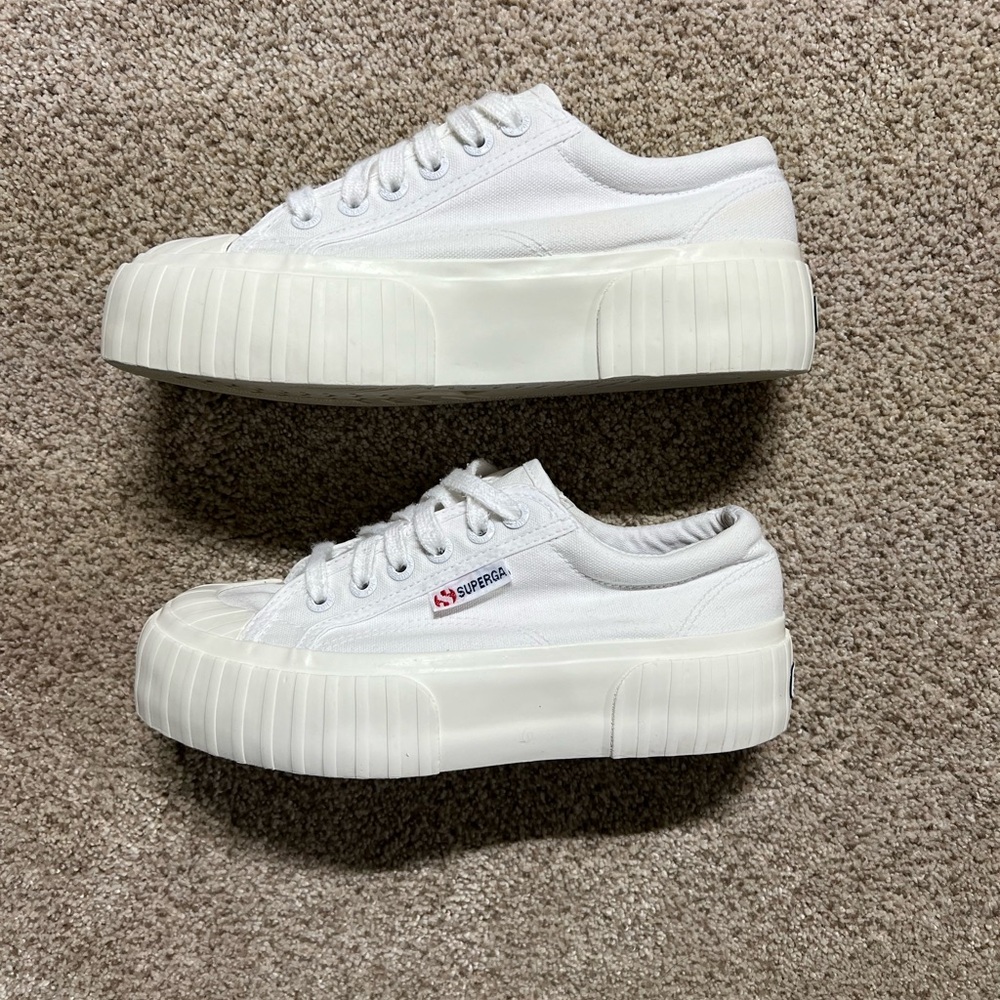 Superga white platform sneakers size 6 excellent used condition